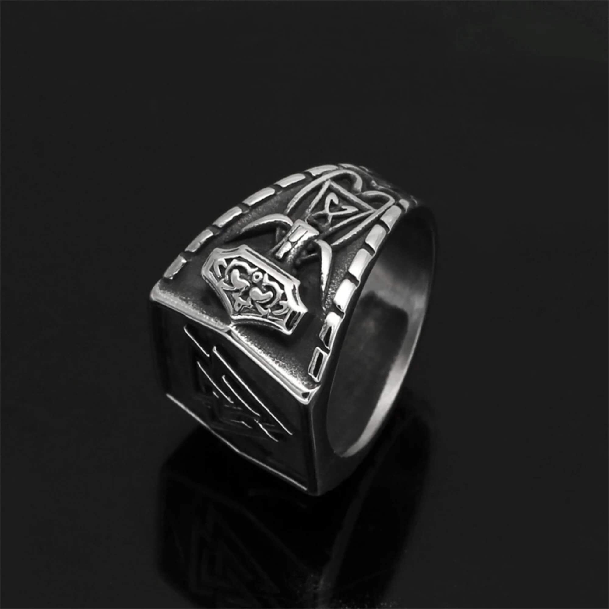 Black Valknut and Mjolnir Ring