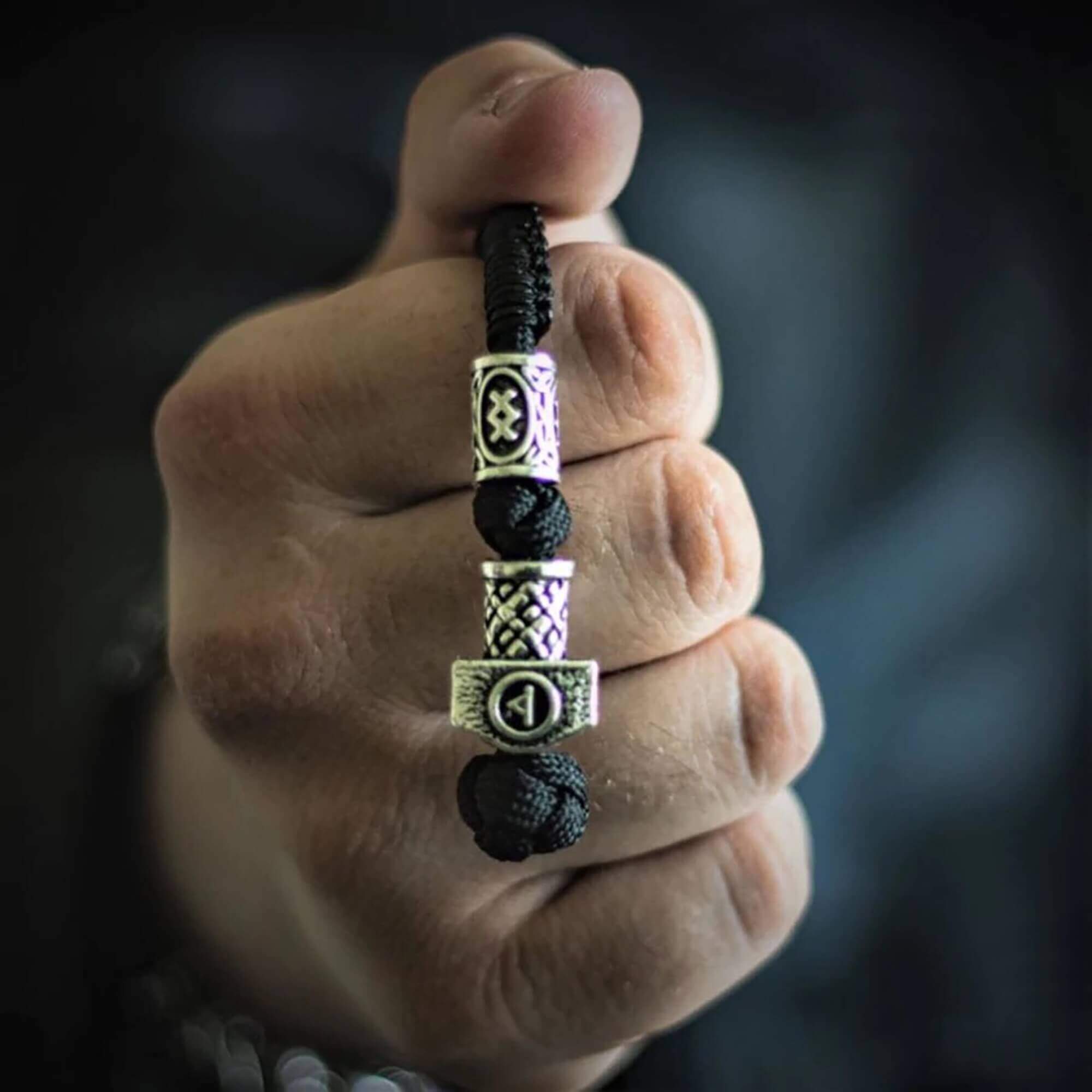 Handmade Thor's Hammer Paracord Keychain