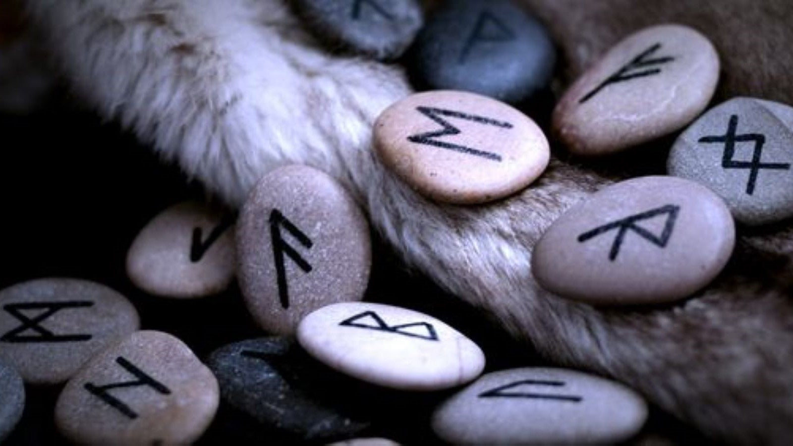 Nordic Rune Stones Mixed Stone Elder Futhark Viking Rune Set | Crystal