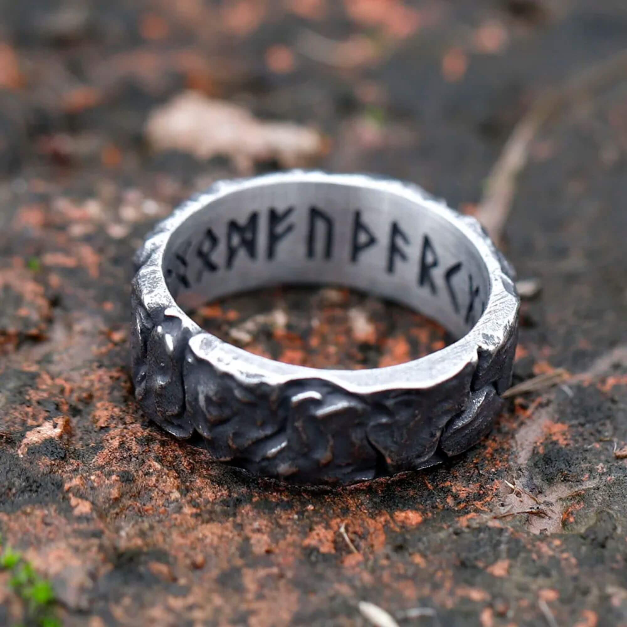 Stone Runes Posy Ring