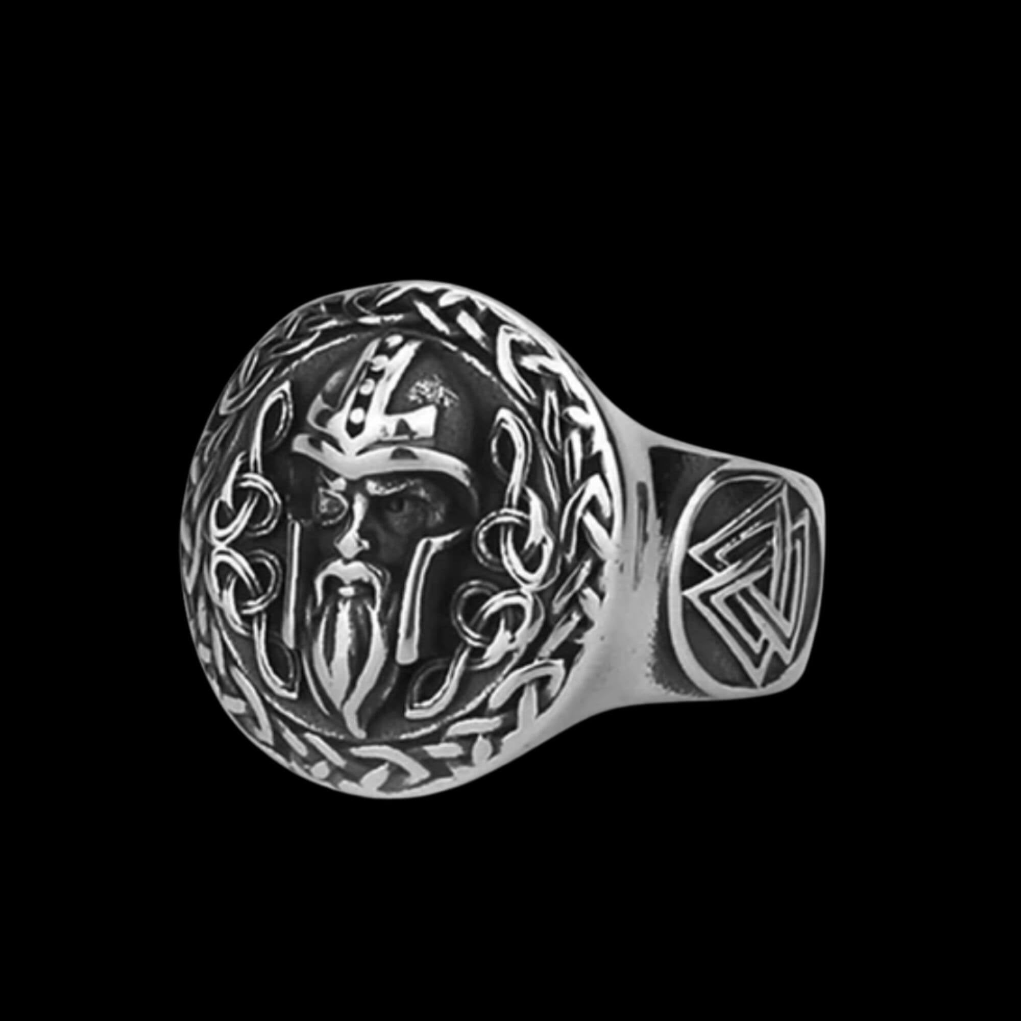 Odin's Ring with Knotwork and Valknut