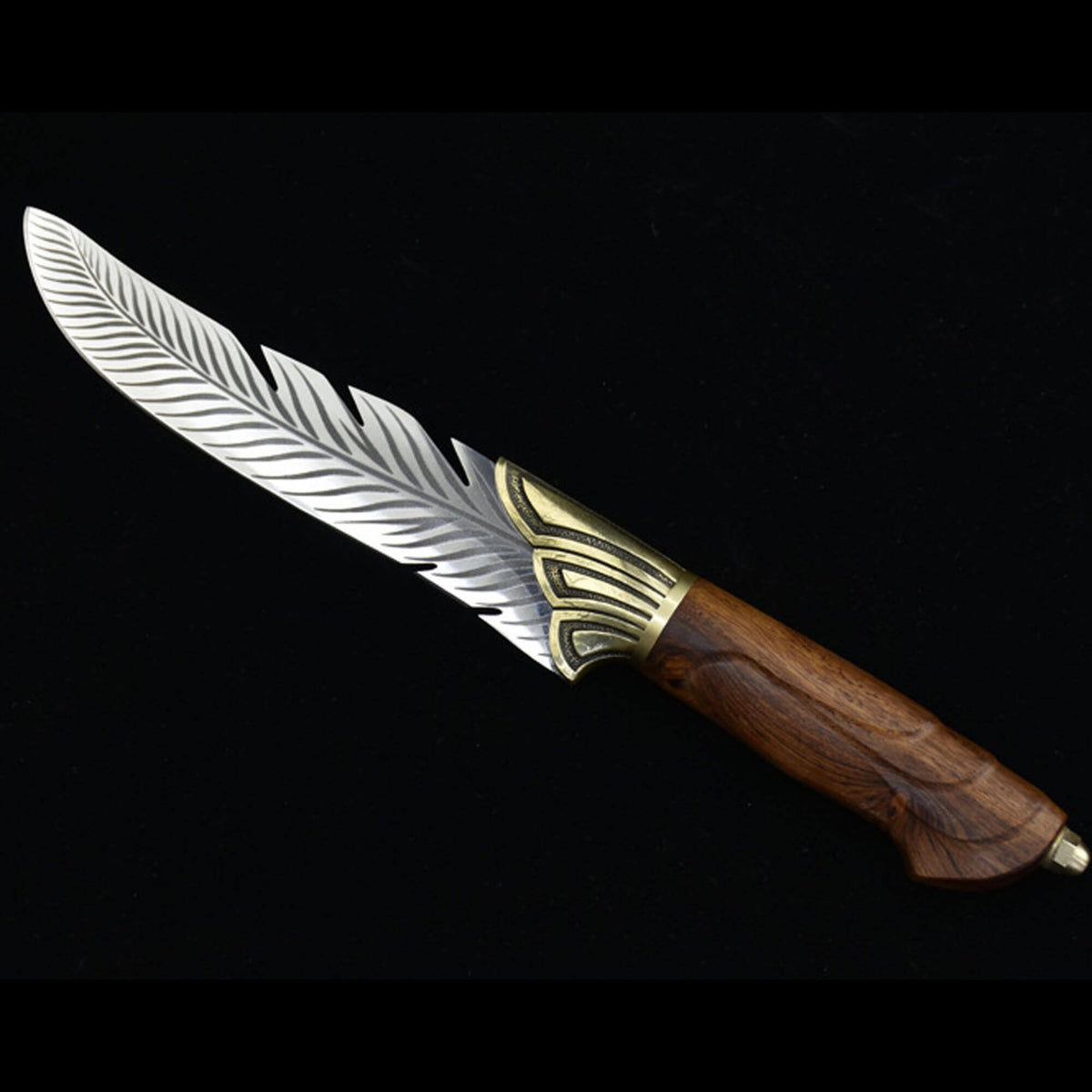 https://odinstreasures.com/cdn/shop/products/HandmadeVikingKnife1_1200x.jpg?v=1648405819