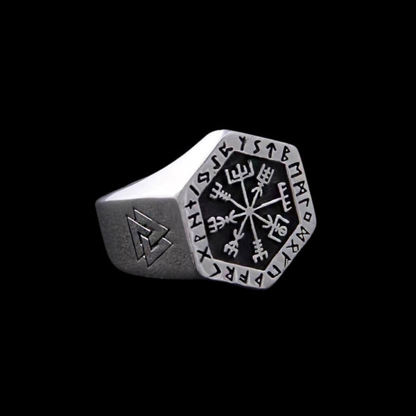 Vegvísir with Runes Ring - Odin's Treasures